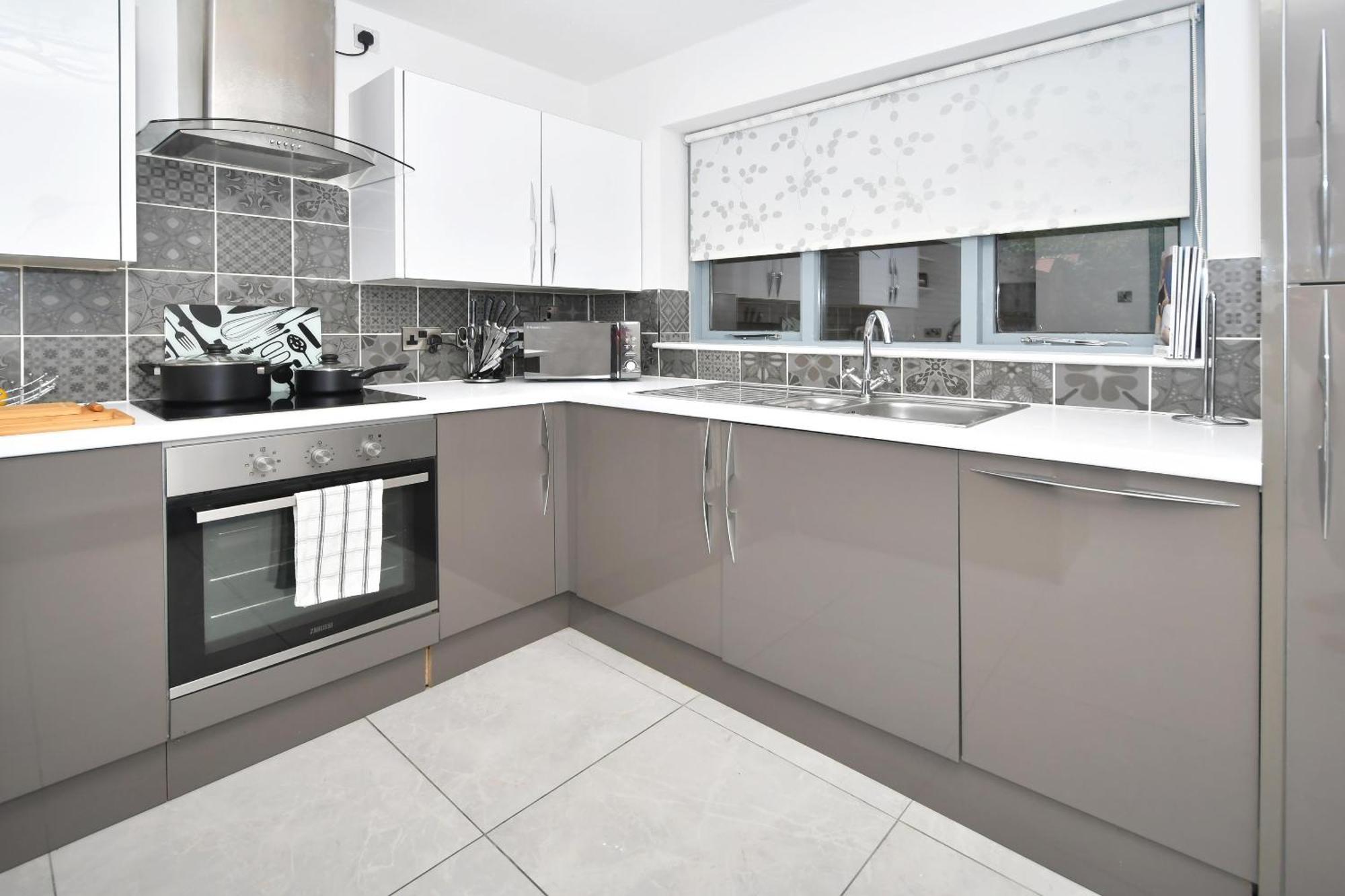 Townhouse @ Aboyne Close Birmingham Esterno foto